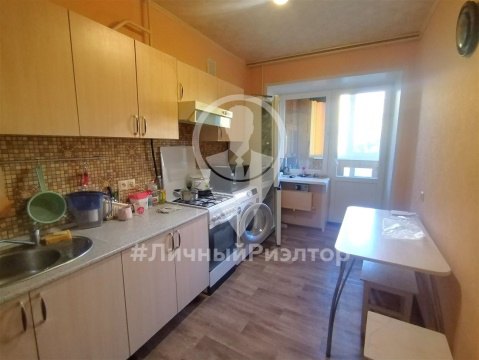 2-к квартира, 1/3 эт., 49м²