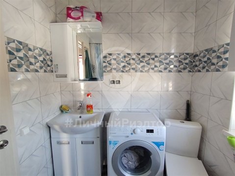 Дом 46м², участок 6 сот.